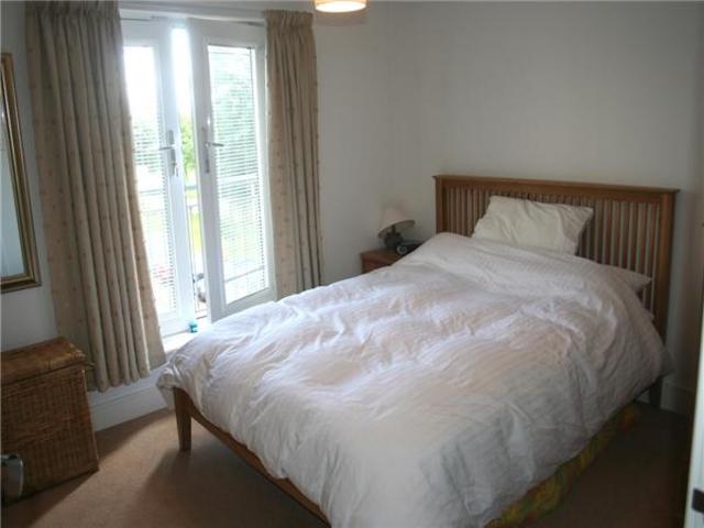  Image of 2 bedroom Flat to rent in Pinkhill Edinburgh EH12 at Corstorphine Edinburgh Edinburgh, EH12 7FA