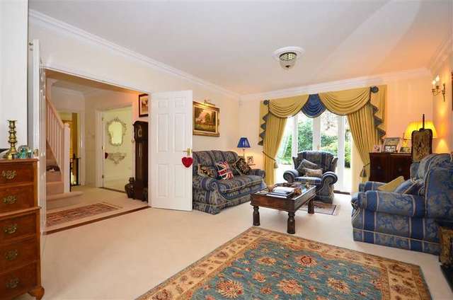  Image of 5 bedroom Detached house for sale in Woodcocks Headcorn Ashford TN27 at Headcorn Kent Headcorn, TN27 9HB