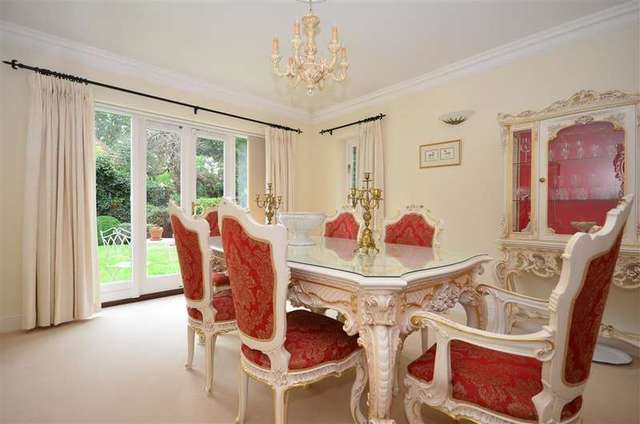  Image of 5 bedroom Detached house for sale in Woodcocks Headcorn Ashford TN27 at Headcorn Kent Headcorn, TN27 9HB