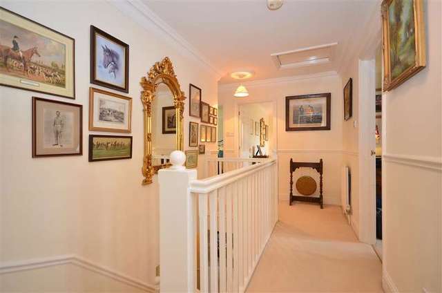  Image of 5 bedroom Detached house for sale in Woodcocks Headcorn Ashford TN27 at Headcorn Kent Headcorn, TN27 9HB
