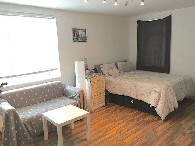  Image of Flat for sale in Montague Hill South Bristol BS2 at Montague Hill South  Bristol, BS2 8HT