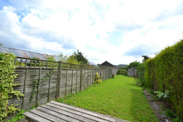  Image of 2 bedroom Cottage for sale in Shirburn Street Watlington OX49 at Shirburn Street  Watlington, OX49 5BT