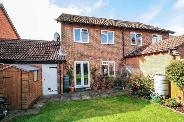  Image of 3 bedroom Semi-Detached house for sale in Warmans Close Wantage OX12 at Warmans Close  Wantage, OX12 9XS