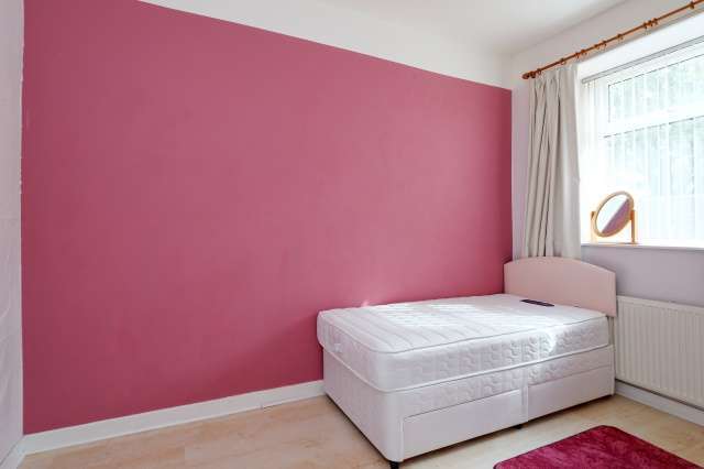  Image of 2 bedroom Bungalow for sale in Beechbank Cottages Harthill Shotts ML7 at Shotts, ML7 5RL
