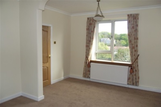  Image of 2 bedroom Flat to rent in Corrour Road Glasgow G43 at Newlands Glasgow Glasgow, G43 2EA