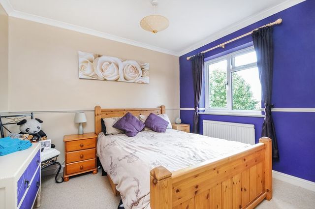  Image of 3 bedroom Semi-Detached house for sale in Warmans Close Wantage OX12 at Warmans Close  Wantage, OX12 9XS