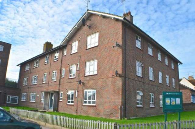  Image of Studio flat for sale in Victoria Drive Eastbourne BN20 at Cornwall Court Victoria Drive Eastbourne, BN20 8QA