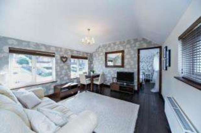  Image of 1 bedroom Maisonette for sale in Westgate Road Beckenham BR3 at Westgate Road Beckenham Beckenham, BR3 5DE