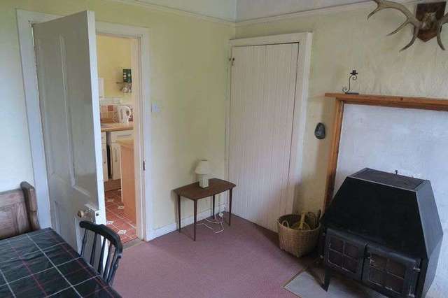  Image of 2 bedroom Cottage for sale in Achmore Strome Ferry IV53 at Achmore Strome Ferry, IV53 8UX