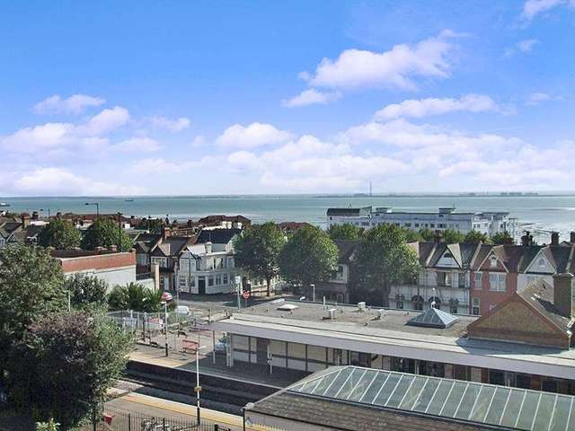  Image of 2 bedroom Retirement Property for sale in Hamlet Court Road Westcliff-on-Sea SS0 at Hamlet Court Road  Westcliff-on-Sea, SS0 7EX