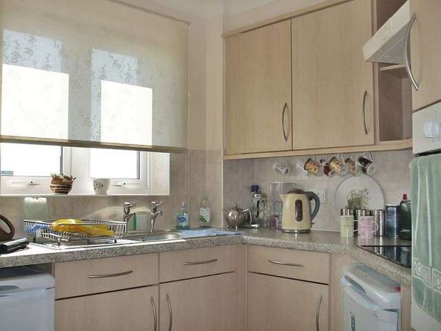  Image of 2 bedroom Retirement Property for sale in Hamlet Court Road Westcliff-on-Sea SS0 at Hamlet Court Road  Westcliff-on-Sea, SS0 7EX