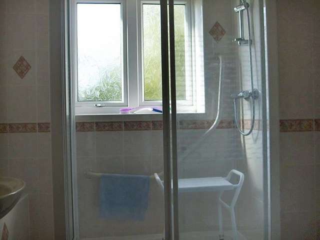  Image of 2 bedroom Retirement Property for sale in Hamlet Court Road Westcliff-on-Sea SS0 at Hamlet Court Road  Westcliff-on-Sea, SS0 7EX
