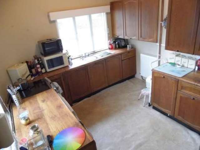  Image of 3 bedroom Cottage for sale in Parr Fold Walkden Manchester M28 at Manchester Greater Manchester Manchester, M28 7DL