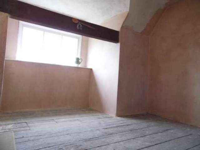  Image of 3 bedroom Cottage for sale in Parr Fold Walkden Manchester M28 at Manchester Greater Manchester Manchester, M28 7DL
