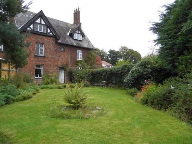  Image of 3 bedroom Cottage for sale in Parr Fold Walkden Manchester M28 at Manchester Greater Manchester Manchester, M28 7DL
