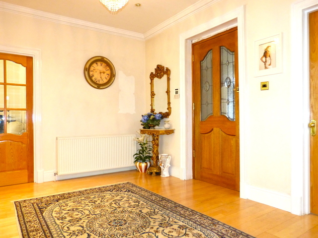  Image of 6 bedroom Detached house for sale in Armitage Road London NW11 at GOLDERS GREEN  LONDON, NW11 8QT