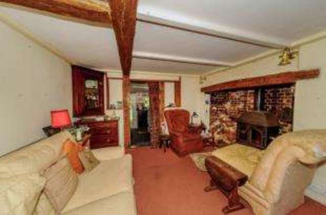  Image of 2 bedroom Detached house for sale in Warehorne Warehorne Ashford TN26 at Warehorne Ashford Warehorne, TN26 2LL