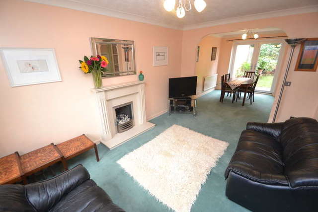  Image of 3 bedroom Semi-Detached house for sale in Dove Close Thorley Bishop
