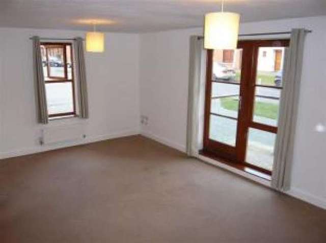  Image of 2 bedroom Flat to rent in Park Corner Northampton NN5 at St James Northampton Northants, NN5 5FL