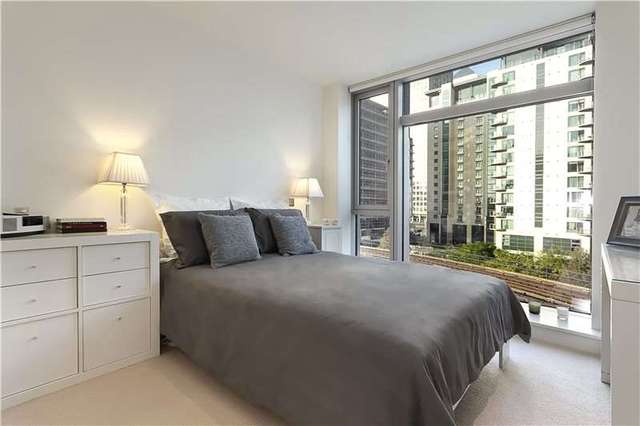 Image of 2 bedroom Flat for sale in Pan Peninsula Square London E14 at London  London Arena, E14 9HA
