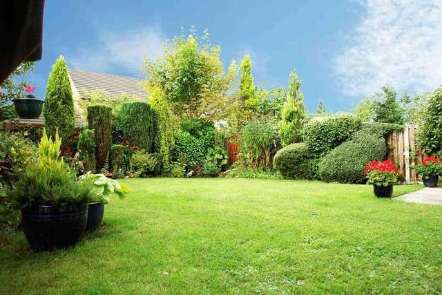  Image of 4 bedroom Detached house for sale in Bishopsgate Walk Rochdale OL16 at Rochdale  Lancashire, OL16 4RR