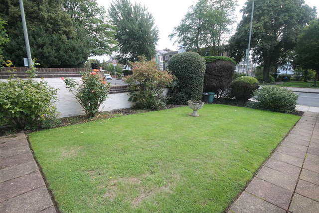  Image of 2 bedroom Flat to rent in Widmore Road Bromley BR1 at Bromley  Kent, BR1 3AF