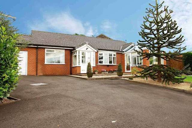  Image of 3 bedroom Detached house for sale in Mount View Road Shaw Oldham OL2 at Shaw Oldham Shaw, OL2 8QE