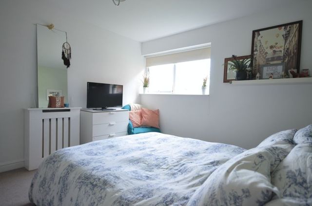  Image of 2 bedroom Flat for sale in Airedale Court Chester Avenue Poulton-Le-Fylde FY6 at Chester Avenue  Poulton-Le-Fylde, FY6 7SG