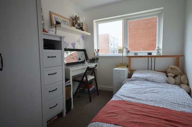  Image of 2 bedroom Flat for sale in Airedale Court Chester Avenue Poulton-Le-Fylde FY6 at Chester Avenue  Poulton-Le-Fylde, FY6 7SG