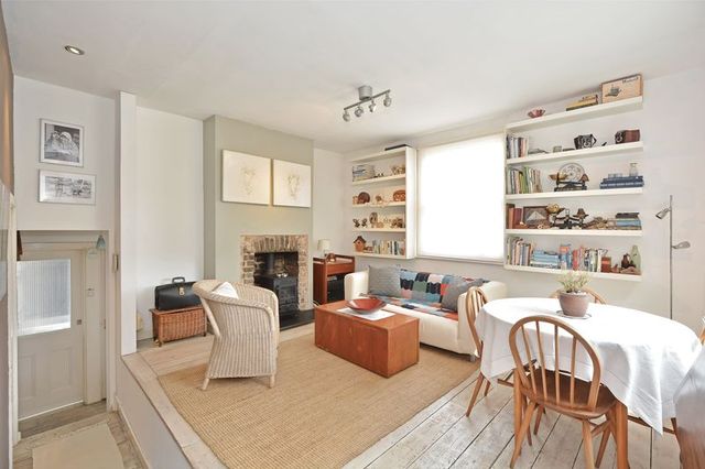  Image of 1 bedroom Flat for sale in Brookfield Road London E9 at Brookfield Road  London, E9 5AH