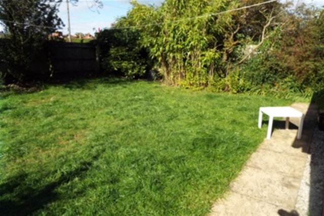  Image of 2 bedroom Flat to rent in Windermere Road Winton Bournemouth BH3 at Bournemouth, BH3 7LF