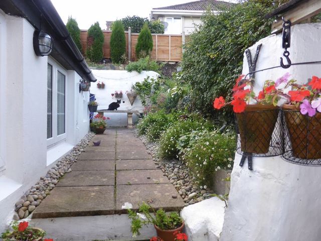  Image of 2 bedroom Terraced house for sale in King Street Lostwithiel PL22 at 2 King Street  Lostwithiel, PL22 0AQ