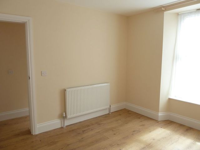  Image of 2 bedroom Terraced house to rent in Millbrook Road Paignton TQ3 at Millbrook Road Kirkham View PAIGNTON, TQ3 3AU