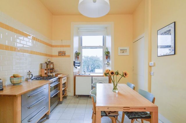  Image of 2 bedroom Flat for sale in Elm Row Edinburgh EH7 at Elm Row Leith Walk Edinburgh, EH7 4AQ
