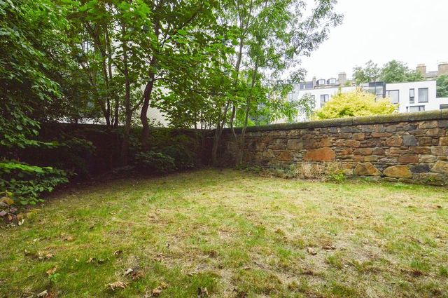  Image of 2 bedroom Flat for sale in Elm Row Edinburgh EH7 at Elm Row Leith Walk Edinburgh, EH7 4AQ
