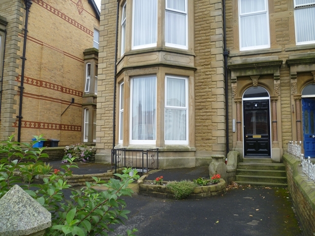  Image of 1 bedroom Flat to rent in Beach Road St. Annes Lytham St. Annes FY8 at Beach Road  St Annes, FY8 2NR