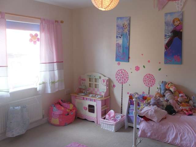  Image of 4 bedroom Detached house to rent in Mosel Close Wellingborough NN8 at Mosel Close  Wellingborough, NN8 2QW