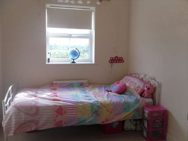  Image of 4 bedroom Detached house to rent in Mosel Close Wellingborough NN8 at Mosel Close  Wellingborough, NN8 2QW