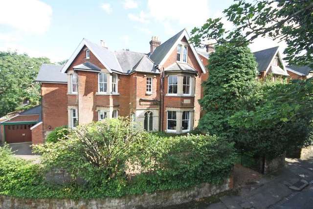  Image of 4 bedroom Detached house for sale in Upper Bridge Road Redhill RH1 at Redhill, RH1 6DE