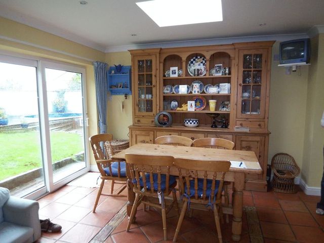  Image of 4 bedroom Semi-Detached house to rent in Clennon Rise Paignton TQ4 at Clennon Rise  Paignton, TQ4 5HG