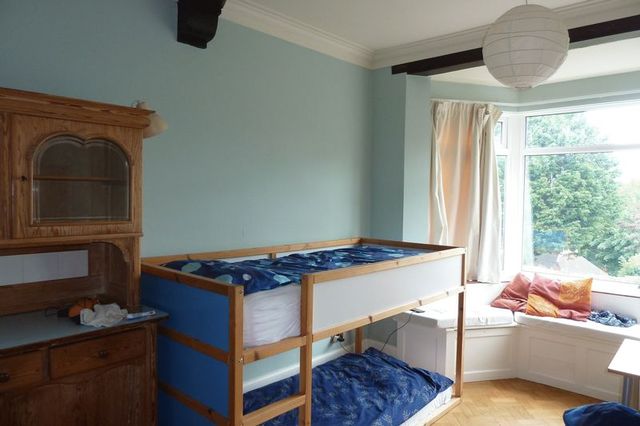  Image of 4 bedroom Semi-Detached house to rent in Clennon Rise Paignton TQ4 at Clennon Rise  Paignton, TQ4 5HG