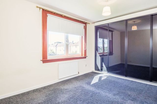  Image of 2 bedroom Flat for sale in Northfield Square Edinburgh EH8 at Northfield Square Duddingston Edinburgh, EH8 7PJ