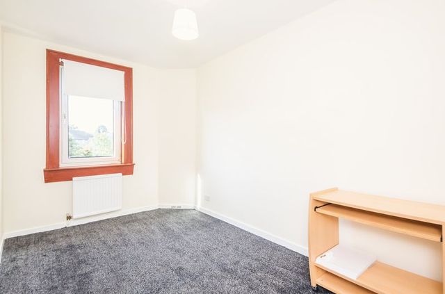 Image of 2 bedroom Flat for sale in Northfield Square Edinburgh EH8 at Northfield Square Duddingston Edinburgh, EH8 7PJ