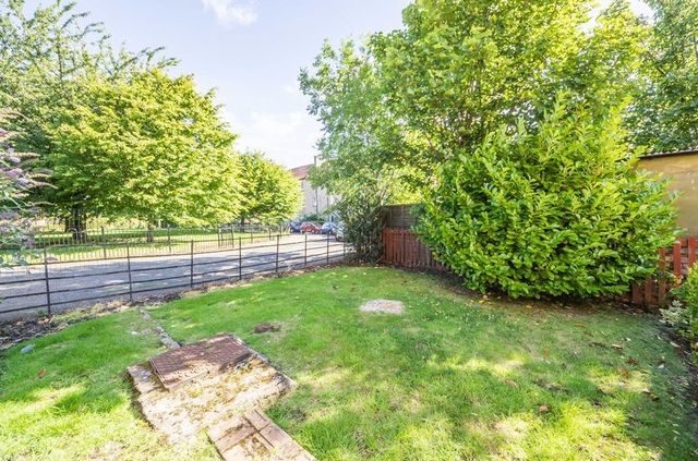  Image of 2 bedroom Flat for sale in Northfield Square Edinburgh EH8 at Northfield Square Duddingston Edinburgh, EH8 7PJ