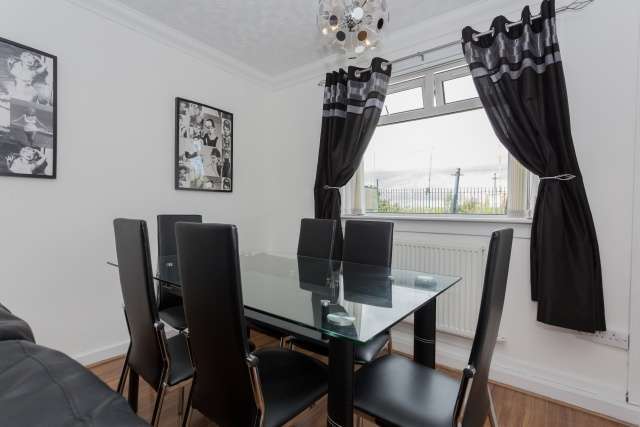  Image of 2 bedroom Terraced house for sale in Abbeylands Road Hardgate Clydebank G81 at Clydebank, G81 5LA