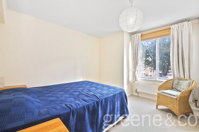  Image of 2 bedroom Flat to rent in Agincourt Road London NW3 at Belsize Park London Belsize Park, NW3 2PB