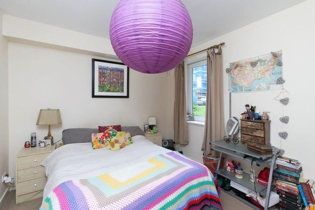  Image of 2 bedroom Flat to rent in Albion Gardens Edinburgh EH7 at Lochend Edinburgh Edinburgh, EH7 5NP