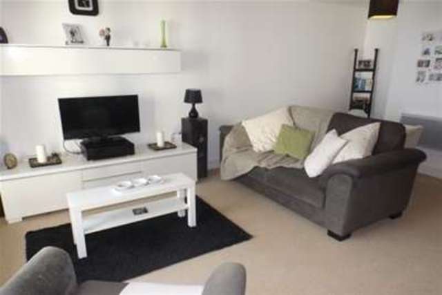  Image of 2 bedroom Flat to rent in Ferry Court Cardiff CF11 at Cardiff, CF11 0JT