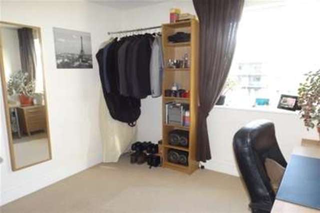  Image of 2 bedroom Flat to rent in Ferry Court Cardiff CF11 at Cardiff, CF11 0JT