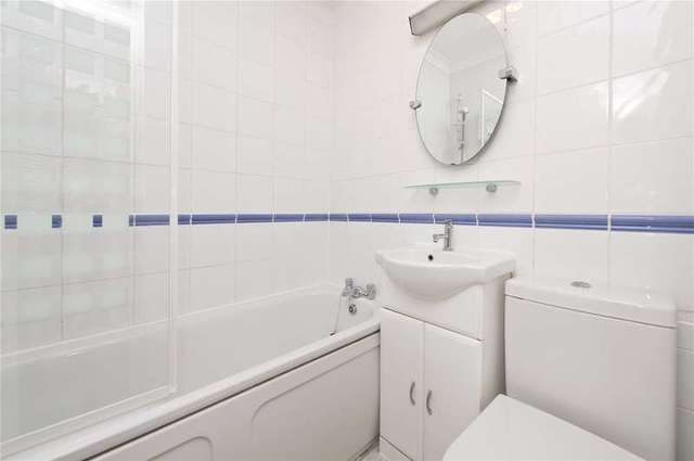  Image of 2 bedroom Flat to rent in Alma Square London NW8 at Alma Square  London, NW8 9QA